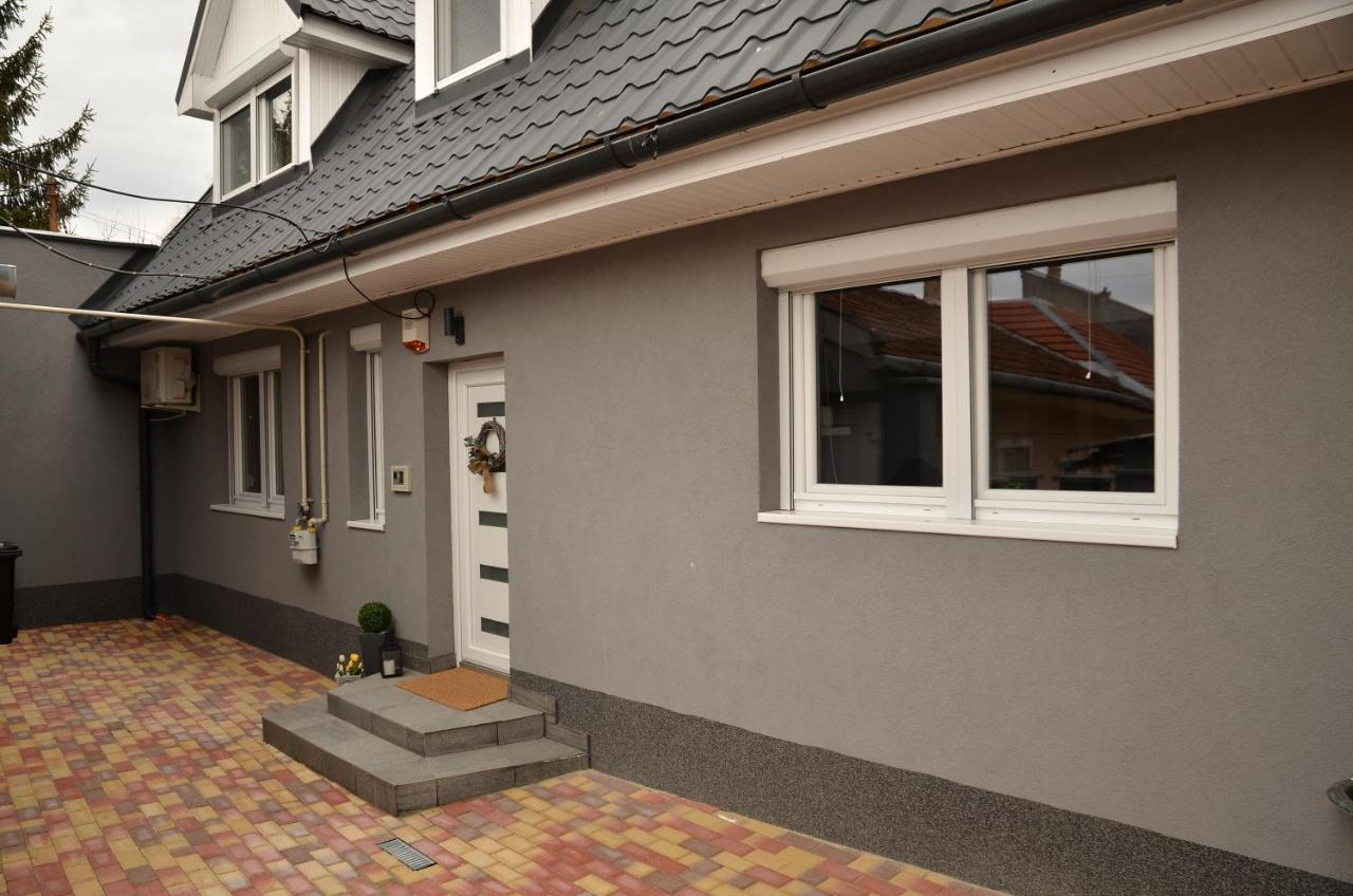 Bence Castle House Apartment Eger Exterior photo