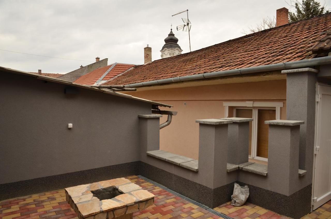 Bence Castle House Apartment Eger Exterior photo